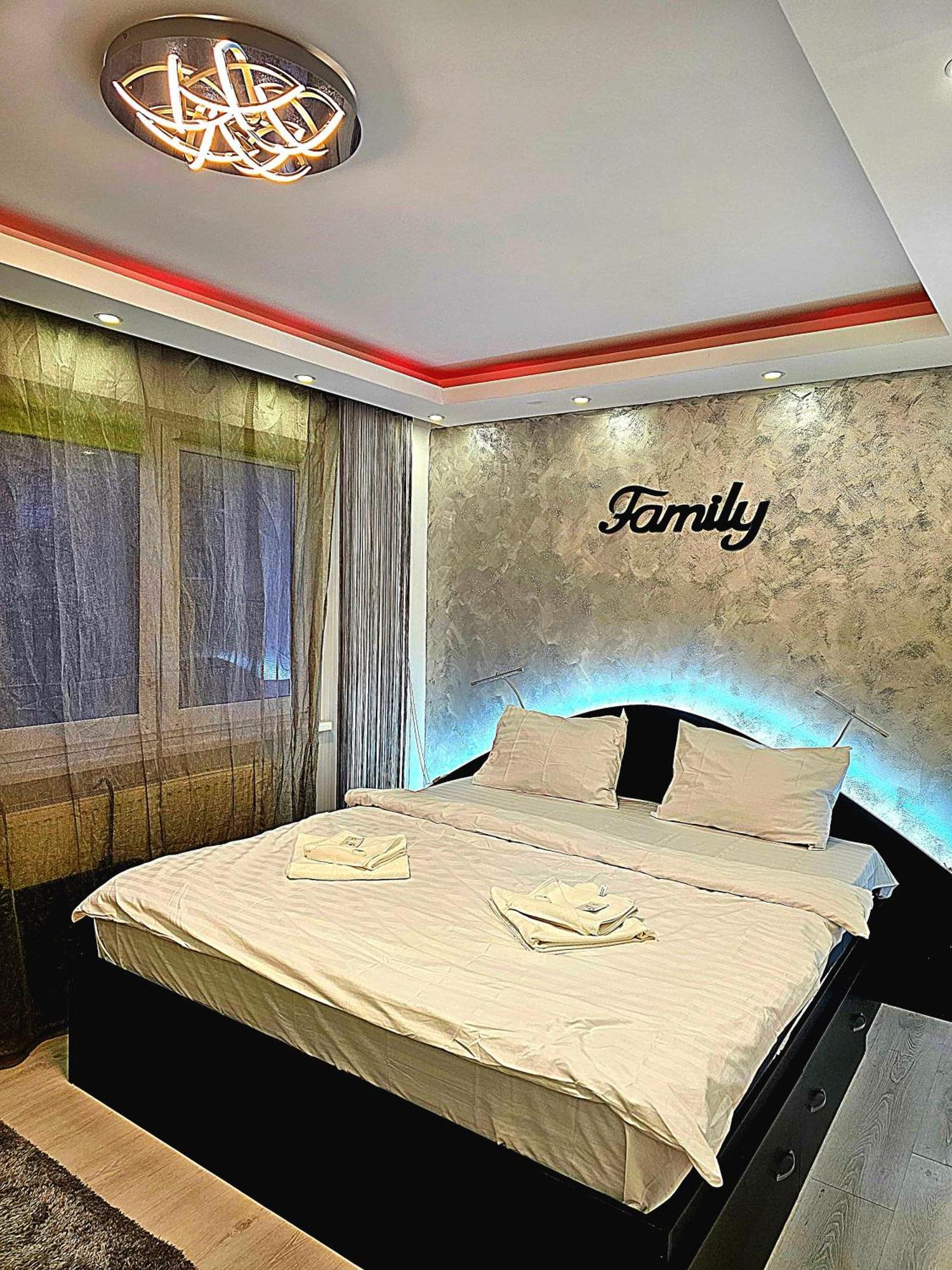 Luxury Paul Apartment Green, Private & Accessible Brasov Ngoại thất bức ảnh